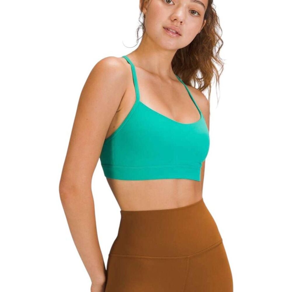 Lululemon Flow Y Bra Nulu *Light Support, A–C Cups in Maldives Green
